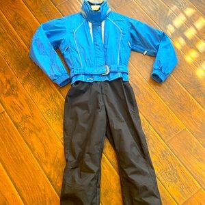 Spyder Women’s Ski Suits.  Size 8.  Pristine condition .  No rips or stains.